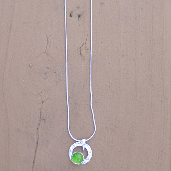 New One of a kind Sterling Silver Necklace Green - Picture 8 of 8